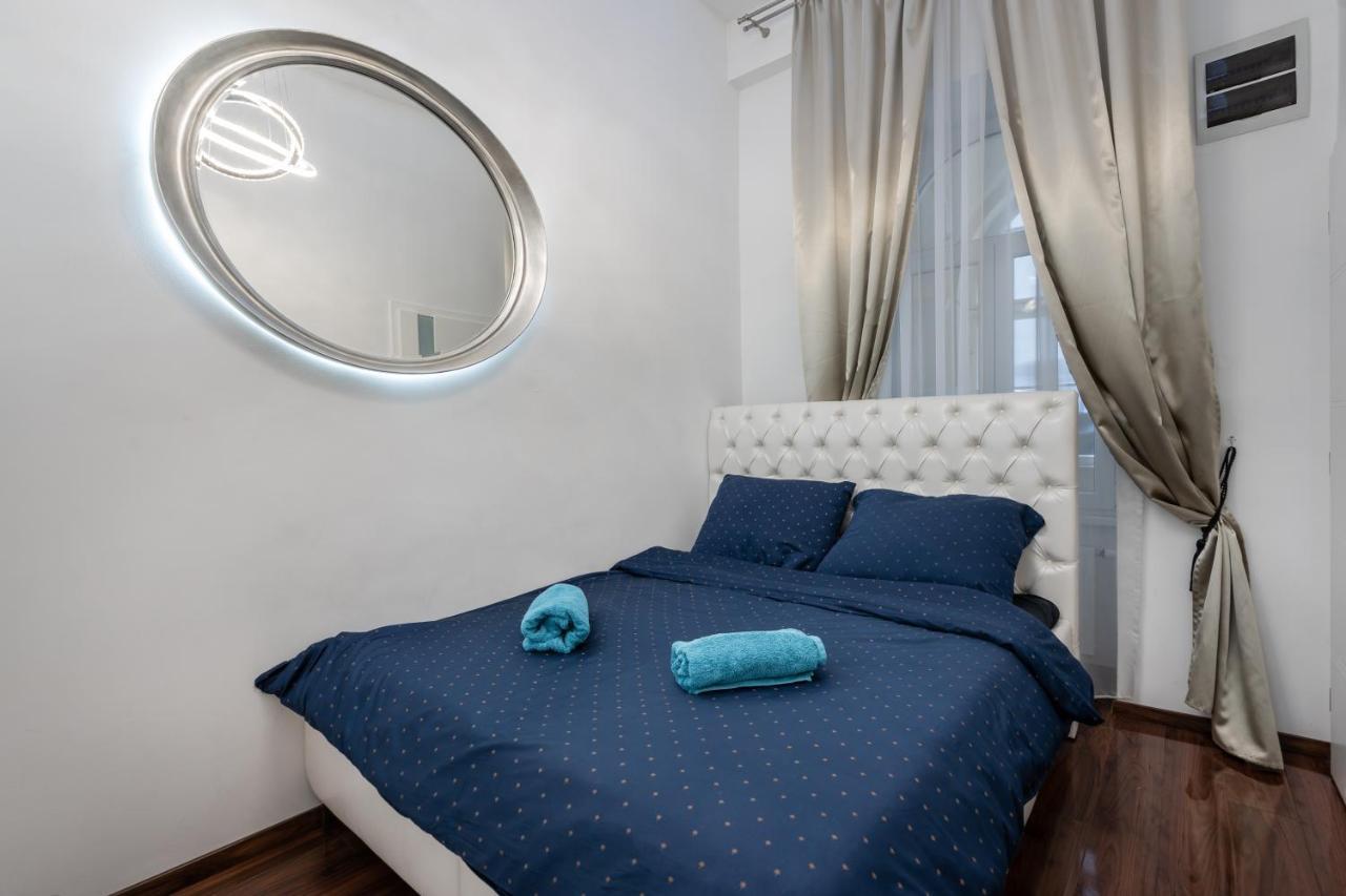בודפשט Opera Balkony Luxury Apartment With Free Parking מראה חיצוני תמונה