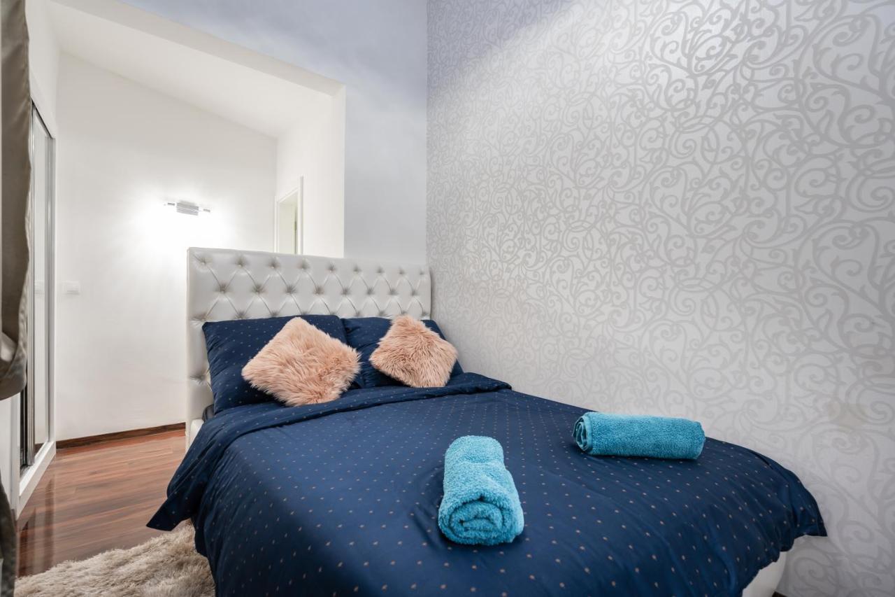 בודפשט Opera Balkony Luxury Apartment With Free Parking מראה חיצוני תמונה