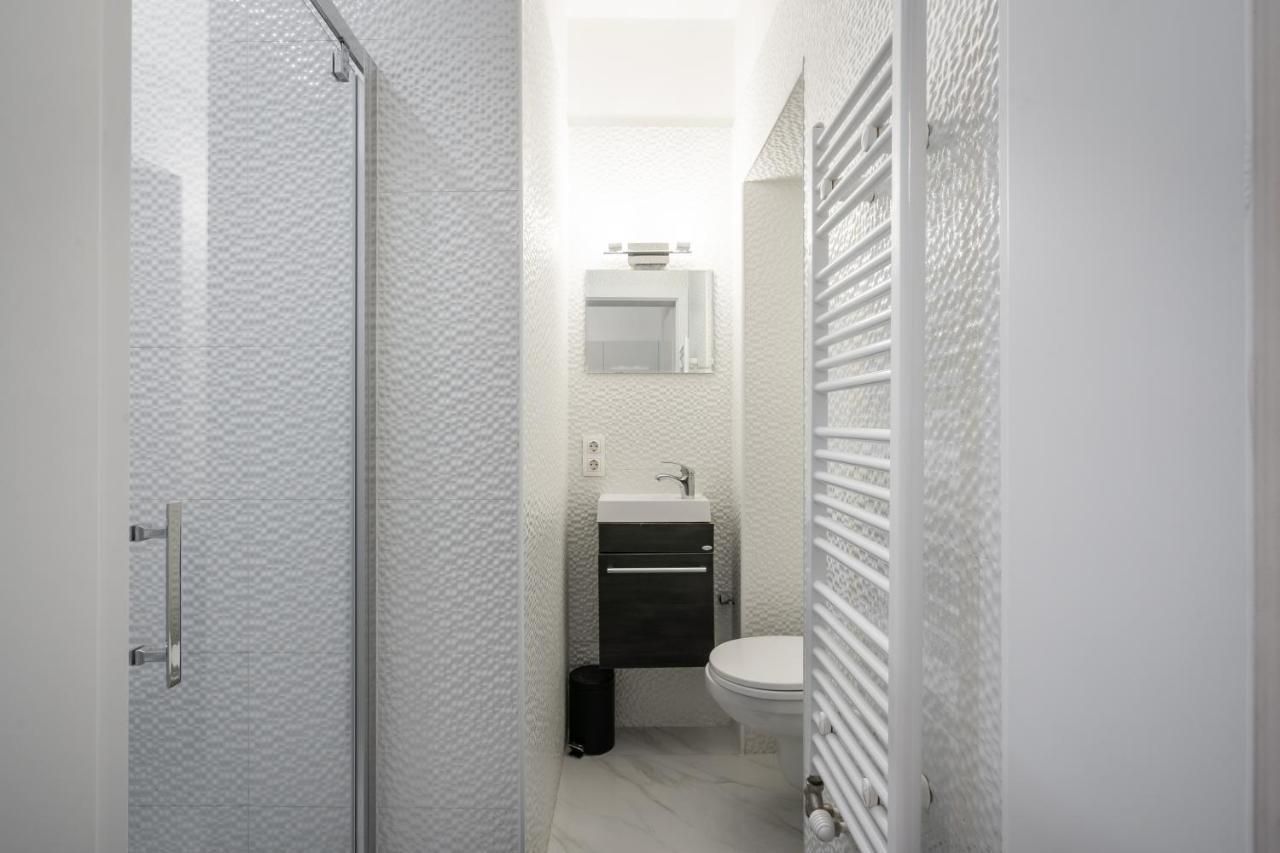 בודפשט Opera Balkony Luxury Apartment With Free Parking מראה חיצוני תמונה