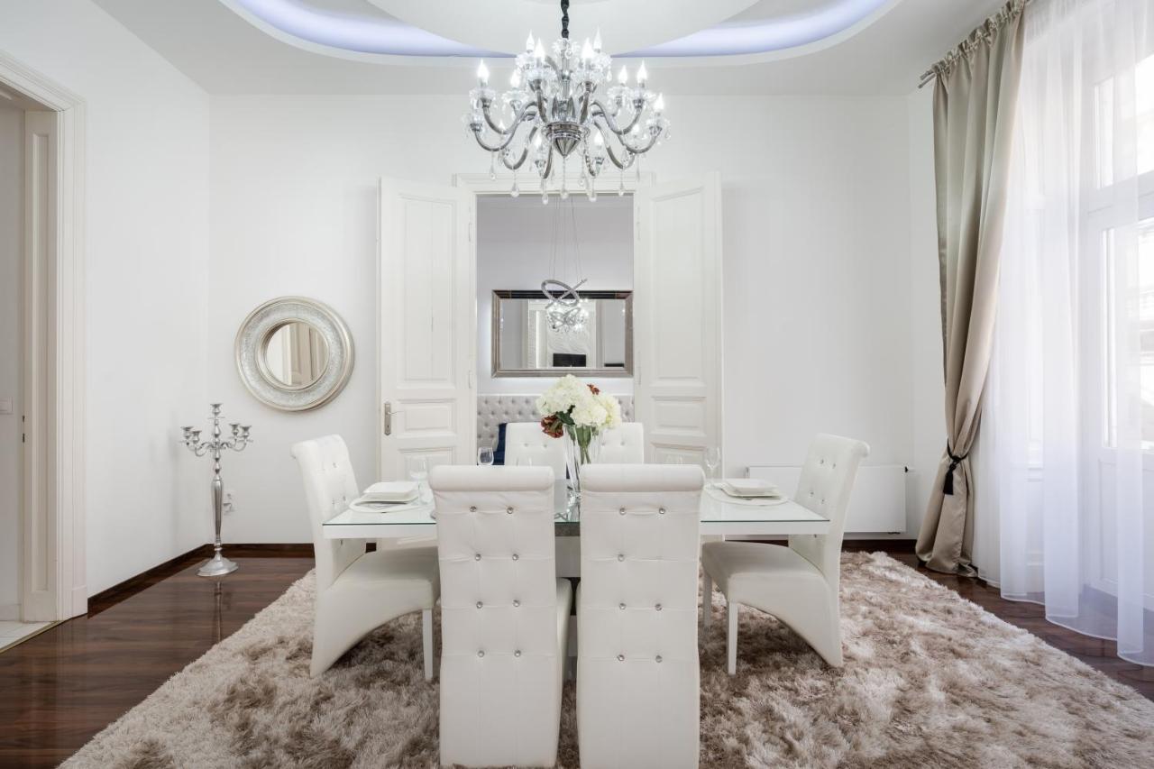 בודפשט Opera Balkony Luxury Apartment With Free Parking מראה חיצוני תמונה