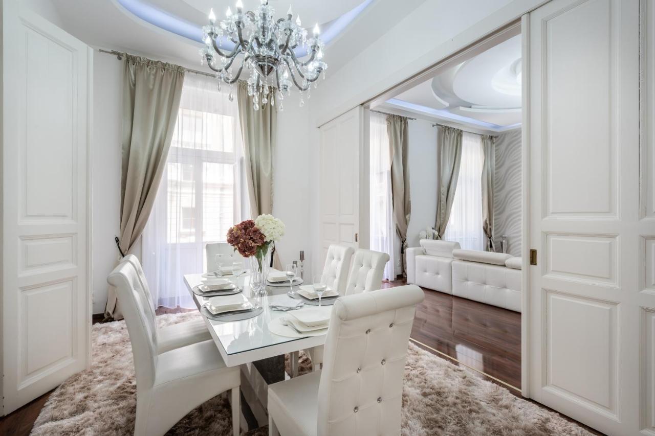 בודפשט Opera Balkony Luxury Apartment With Free Parking מראה חיצוני תמונה