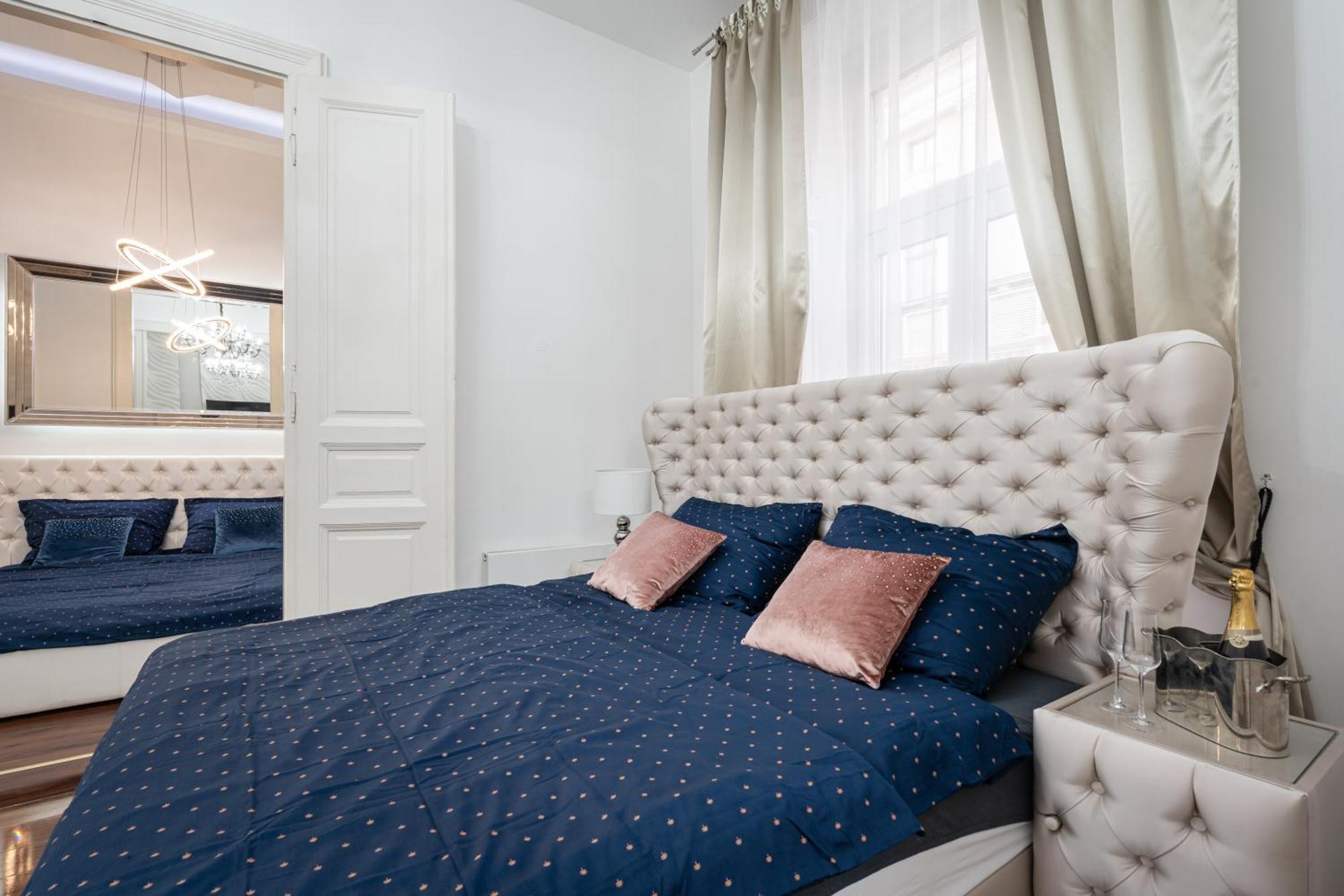 בודפשט Opera Balkony Luxury Apartment With Free Parking מראה חיצוני תמונה