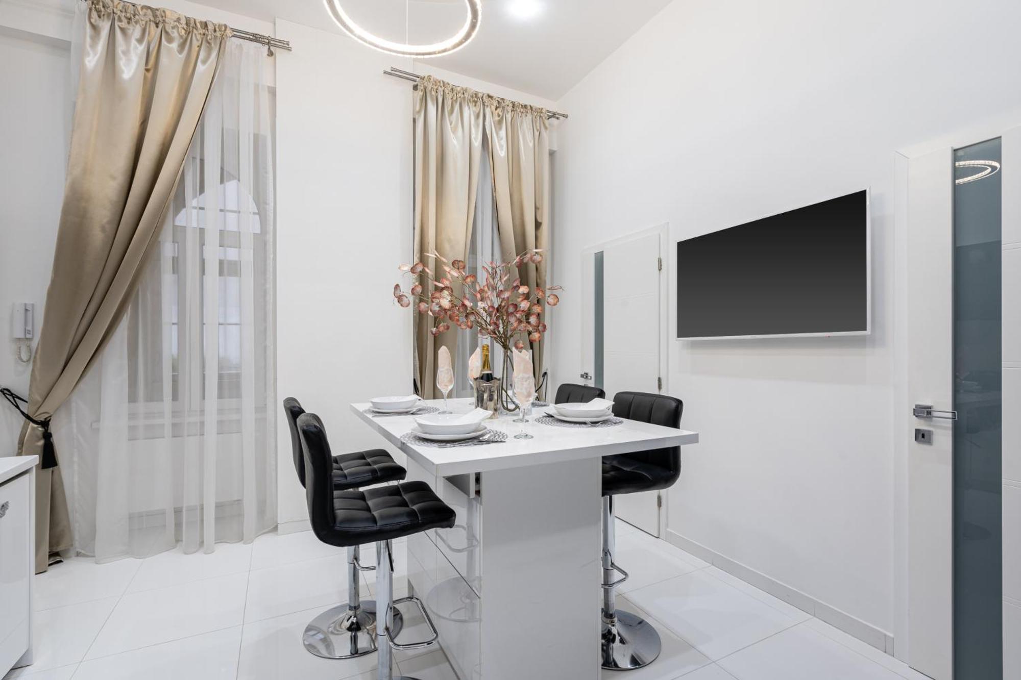 בודפשט Opera Balkony Luxury Apartment With Free Parking מראה חיצוני תמונה