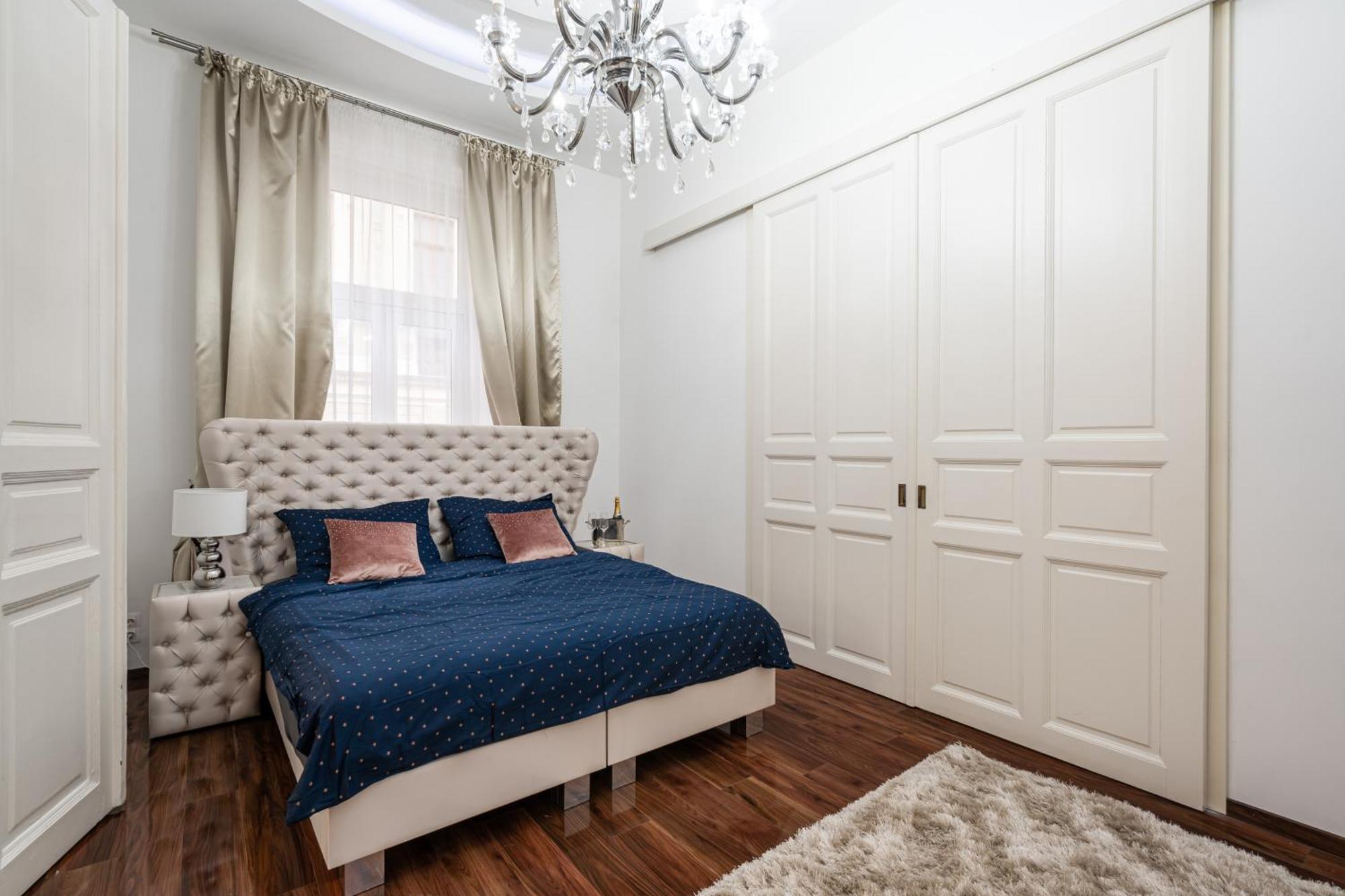 בודפשט Opera Balkony Luxury Apartment With Free Parking מראה חיצוני תמונה