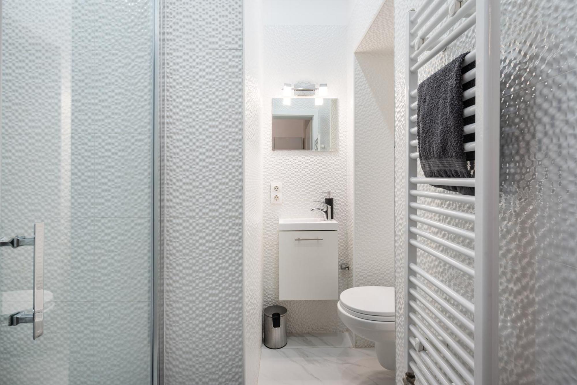 בודפשט Opera Balkony Luxury Apartment With Free Parking מראה חיצוני תמונה