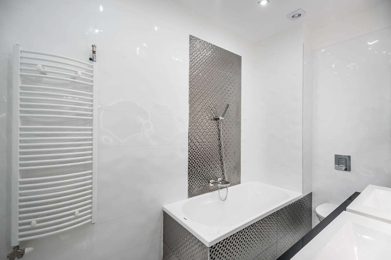 בודפשט Opera Balkony Luxury Apartment With Free Parking מראה חיצוני תמונה